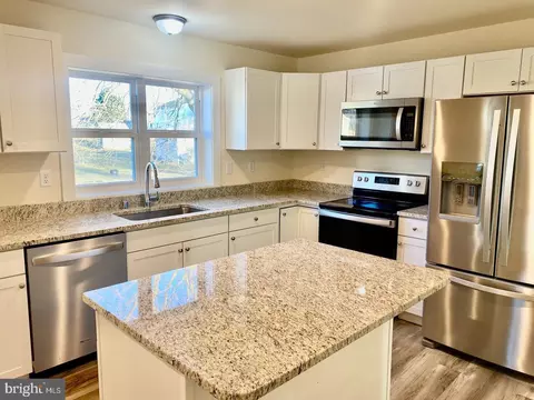 206 E 14th Ave, Ranson, WV 25438 photo 11