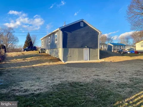 206 E 14th Ave, Ranson, WV 25438 photo 8