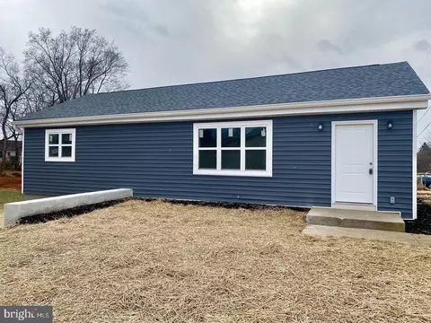 206 E 14th Ave, Ranson, WV 25438 photo 2
