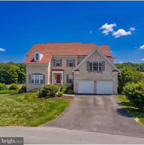 48 Field Crest Ct, Shepherdstown, WV 25443