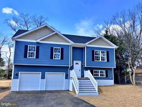 397 Burns St, Ranson, WV 25438