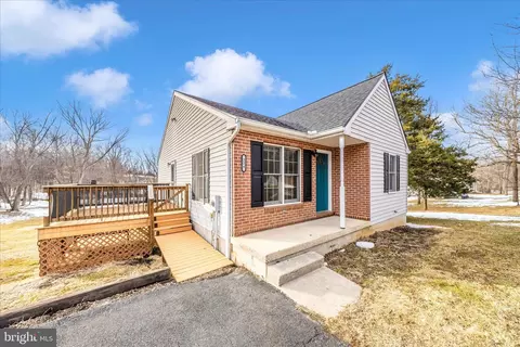 224 Spring Warbler Way, Shepherdstown, WV 25443