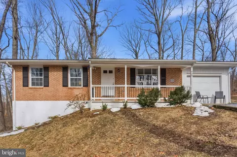 430 Burkett Rd, Harpers Ferry, WV 25425