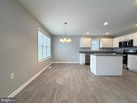 90 Peter Rabbit Dr, Ranson, WV 25438 photo 9