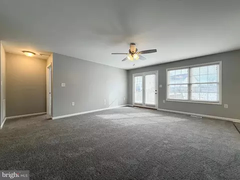 90 Peter Rabbit Dr, Ranson, WV 25438 photo 5