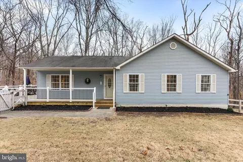 126 Birch Dr, Harpers Ferry, WV 25425