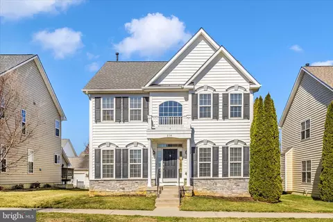 214 Union Ridge Dr, Charles Town, WV 25414
