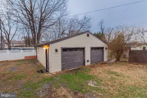 Exterior - 602 N Reymann St, Ranson, WV 25438 photo 4 of 5