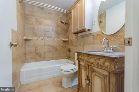 Bath - 602 N Reymann St, Ranson, WV 25438 photo 1 of 2