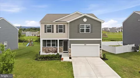 314 Centergate Dr, Charles Town, WV 25414