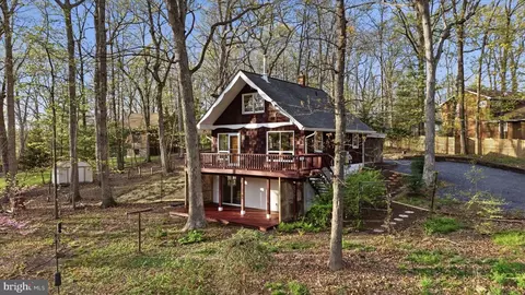 175 Fern Dr, Harpers Ferry, WV 25425