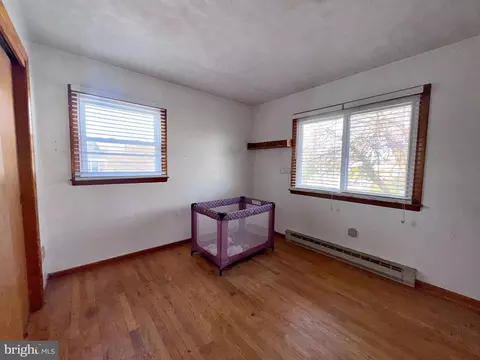 Bedroom - 133 Lemon Rd, Ranson, WV 25438 photo 1 of 10
