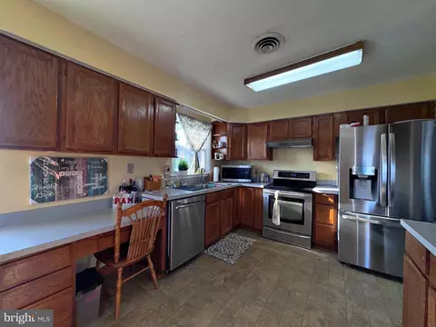 Kitchen - 133 Lemon Rd, Ranson, WV 25438 photo 2 of 3