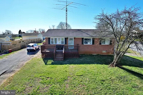 133 Lemon Rd, Ranson, WV 25438