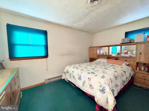 Bedroom - 133 Lemon Rd, Ranson, WV 25438 photo 7 of 10