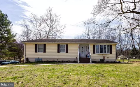 712 Morgan Grove Rd, Shepherdstown, WV 25443