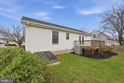 Exterior - 502 E 6th Ave, Ranson, WV 25438 photo 1 of 6