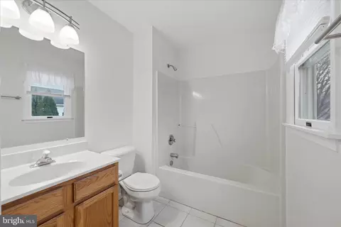 Bath - 502 E 6th Ave, Ranson, WV 25438 photo 1 of 2
