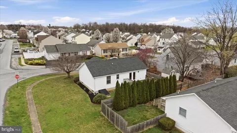 View/Area - 502 E 6th Ave, Ranson, WV 25438 photo 4 of 4