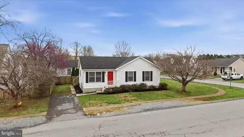 View/Area - 502 E 6th Ave, Ranson, WV 25438 photo 1 of 4
