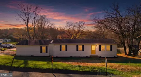 39 Nightingale Ln, Shepherdstown, WV 25443