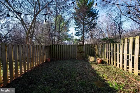 Exterior - 43 Ryan Ct, Shepherdstown, WV 25443 photo 4 of 5