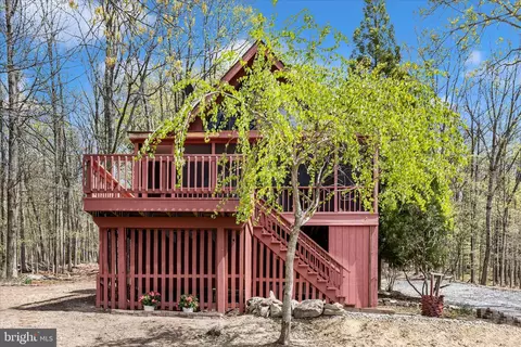 742 Skyline Trl, Harpers Ferry, WV 25425