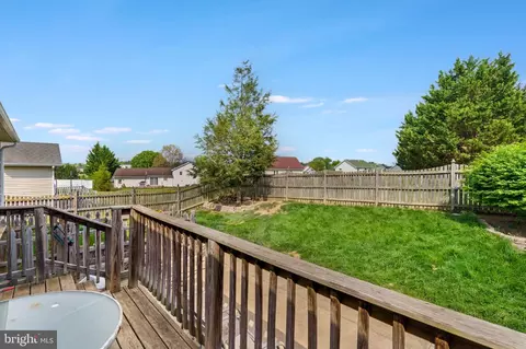 Exterior - 120 Peter Rabbit Dr, Ranson, WV 25438 photo 3 of 3