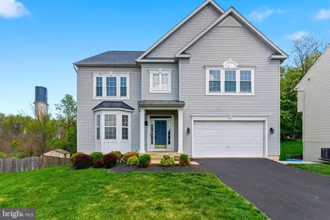 457 Hughs Rd, Charles Town, WV 25414