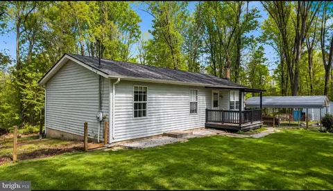 149 Gray Squirrel Rd, Harpers Ferry, WV 25425