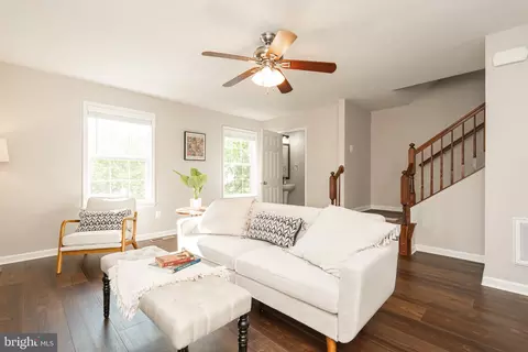 Living - 1205 Mare St, Ranson, WV 25438 photo 3 of 4
