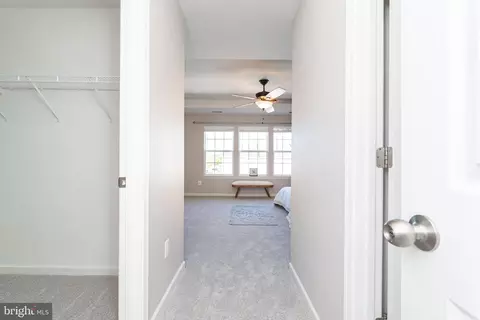 Entry Way - 1205 Mare St, Ranson, WV 25438 photo 8 of 10
