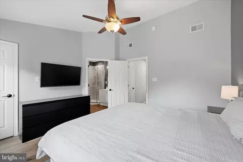 Bedroom - 45 Eldon Dr, Charles Town, WV 25414 photo 2 of 3