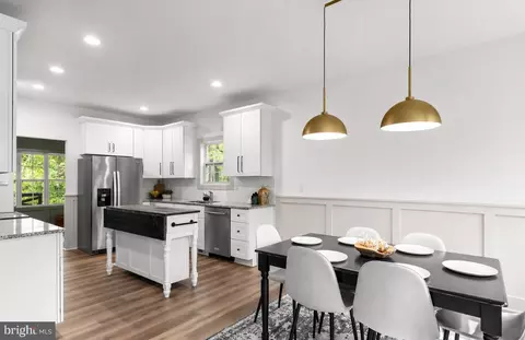 237 Speaks Ln, Harpers Ferry, WV 25425