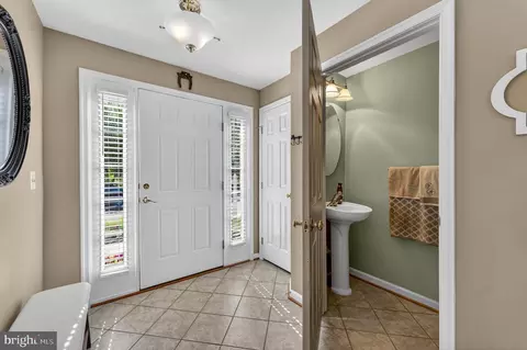1327 Mare St, Ranson, WV 25438 photo 8