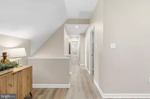 Entry Way - 603 Persimmon Ln, Shepherdstown, WV 25443 photo 6 of 8