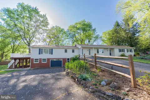 98 98b Woodcock Ave # A, Shepherdstown, WV 25443