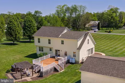 Exterior - 229 Quail Run Rd, Summit Point, WV 25446 photo 3 of 23