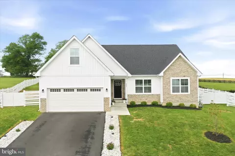 202 Naples Way, Charles Town, WV 25414