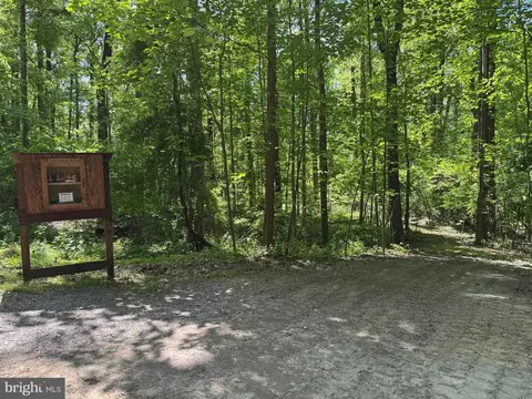 Red Maple Lane, Harpers Ferry, WV 25425