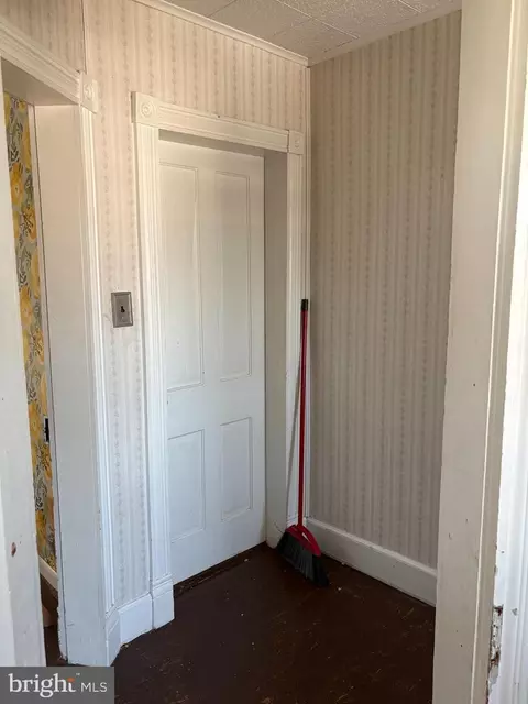 Entry Way - 111 W 5th Ave, Ranson, WV 25438 photo 13 of 13