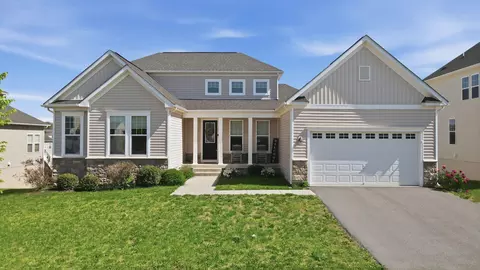 241 Courier Dr, Charles Town, WV 25414