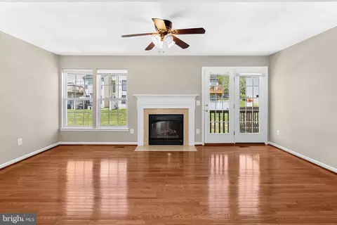 Living - 1339 Mare St, Ranson, WV 25438 photo 6 of 11