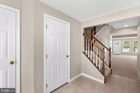 Entry Way - 1339 Mare St, Ranson, WV 25438 photo 2 of 3