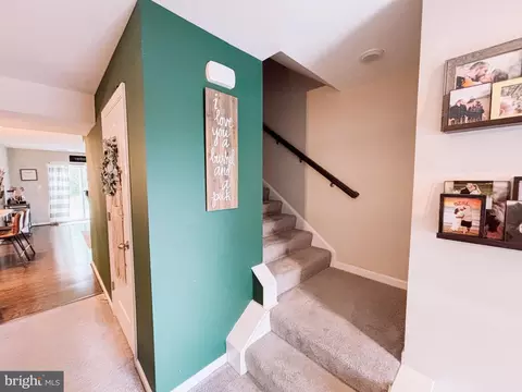 Entry Way - 604 Thumper Dr, Ranson, WV 25438 photo 3 of 6