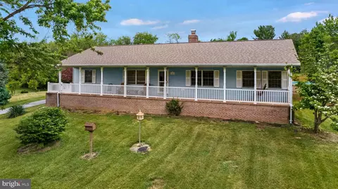 101 Veronica Ln, Charles Town, WV 25414