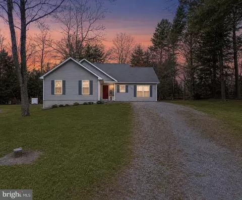 61 Derby Pl, Charles Town, WV 25414