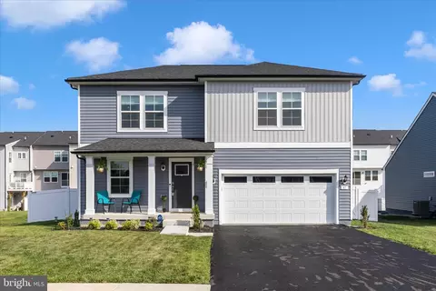 41 Aragon Dr, Charles Town, WV 25414