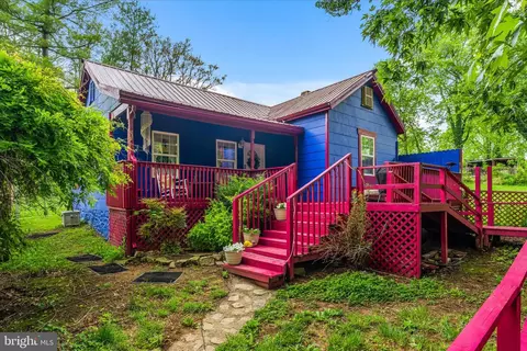 835 Engle Switch, Harpers Ferry, WV 25425