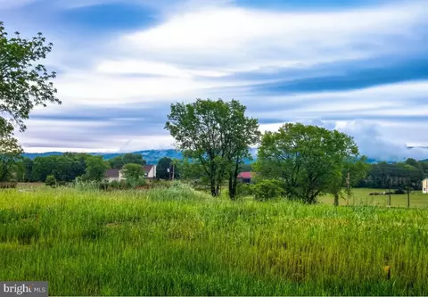 jingle bells court LOT 16, Harpers Ferry, WV 25425